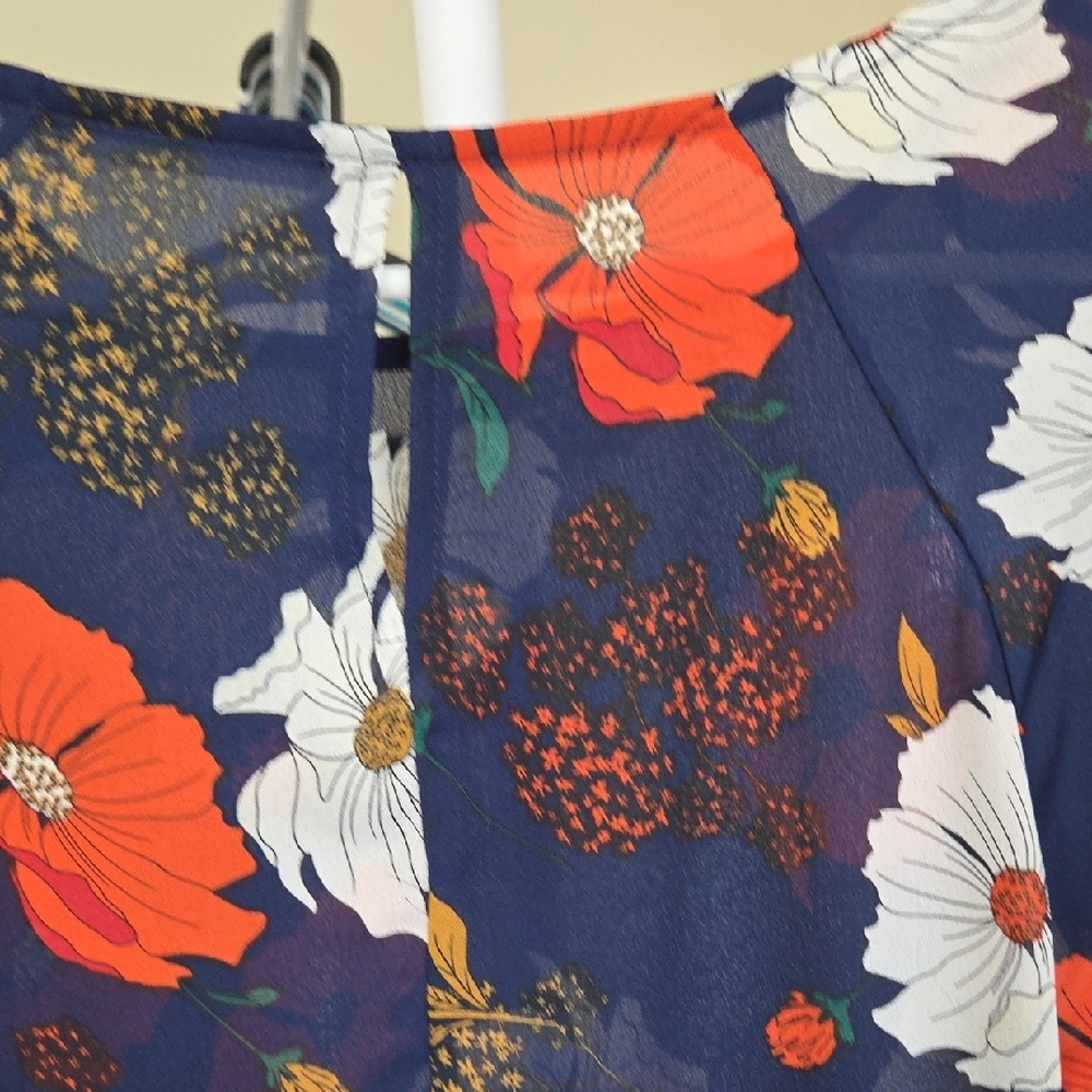 Chris & Carol Floral Blouse Size Small - Picture 6 of 14